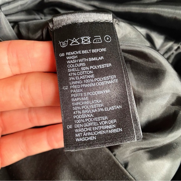 🖤 H&M CLASSIC BLACK SATIN FITTED COCKTAIL DRESS! - Picture 12 of 12